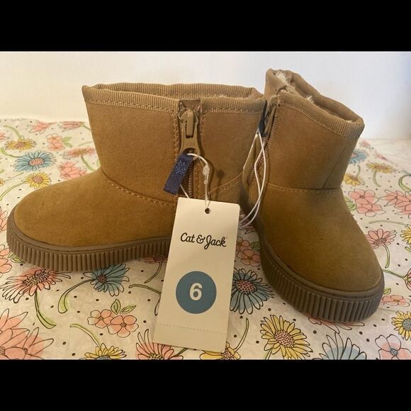 🛍Cat & Jack Boys Arias Winter Boots sizes: various - Picture 2 of 11